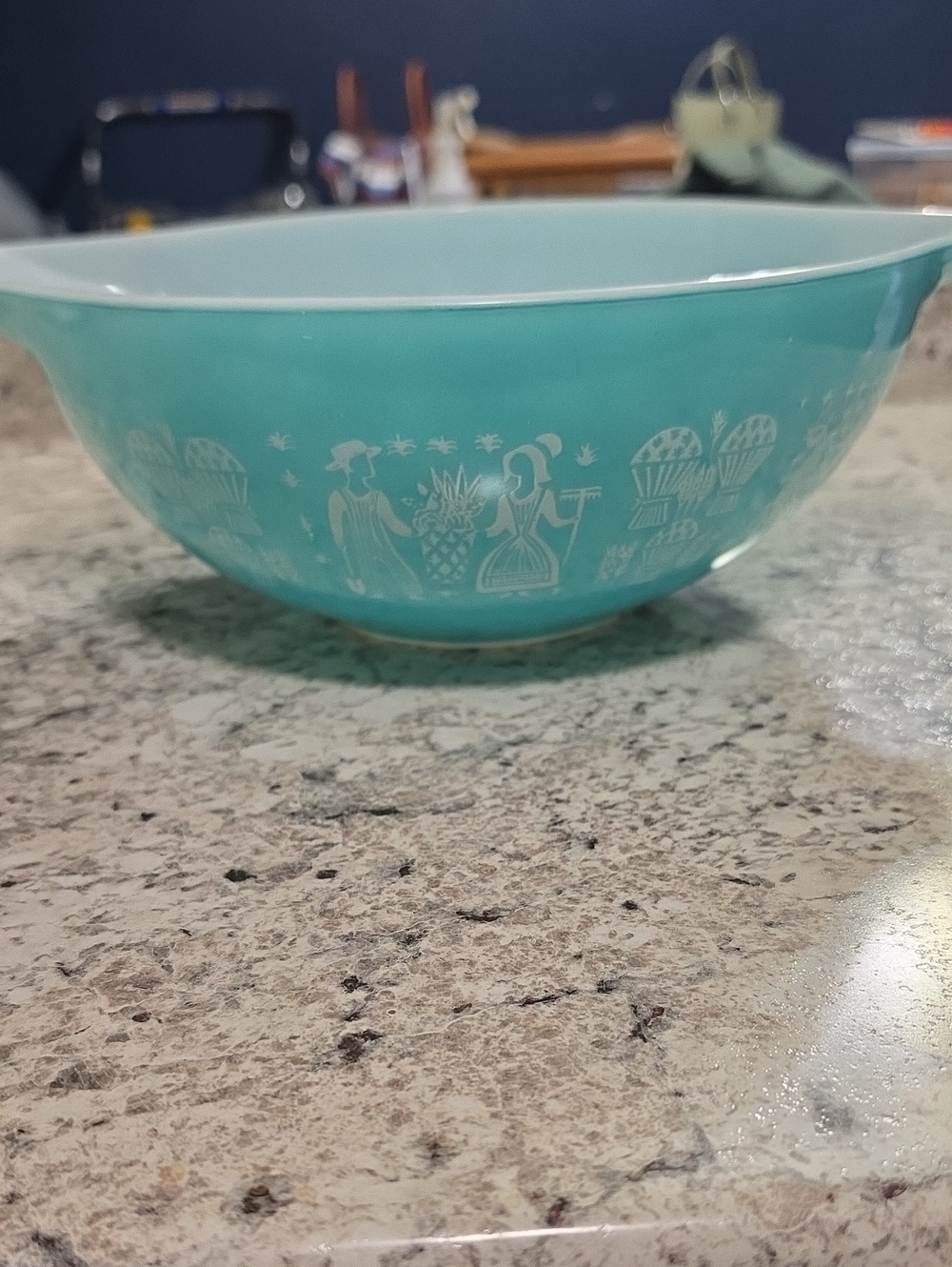 Pyrex Turquoise Amish Butterprint Mixing Bowl 444